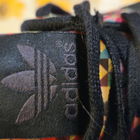 Colorful Geometric Pattern Sneakers - Picture 6 of 6